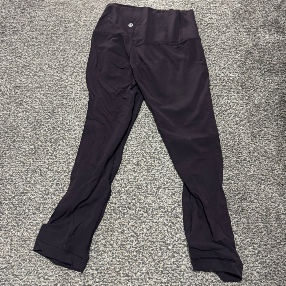 Lululemon cropped leggings size 4 - plum color